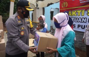 Polres Purbalingga Berikan Bantuan Sosial untuk Korban Tanah Bergerak di Kaligondang